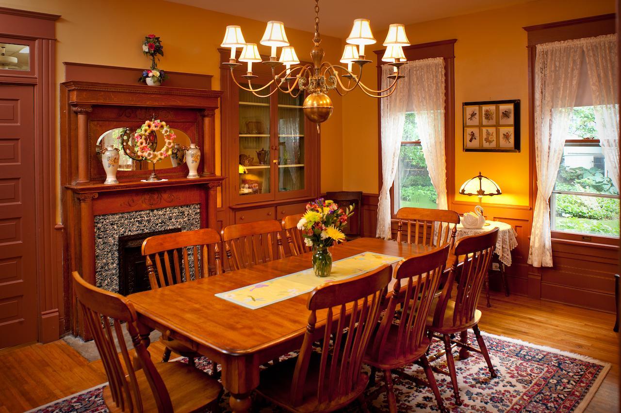 The Historic Morris Harvey House Bed and Breakfast Fayetteville Εξωτερικό φωτογραφία
