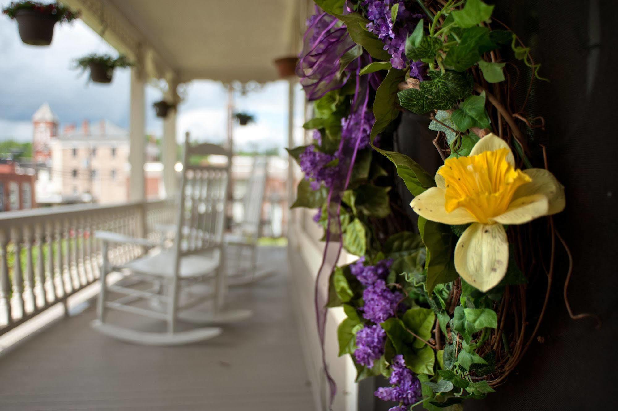 The Historic Morris Harvey House Bed and Breakfast Fayetteville Εξωτερικό φωτογραφία
